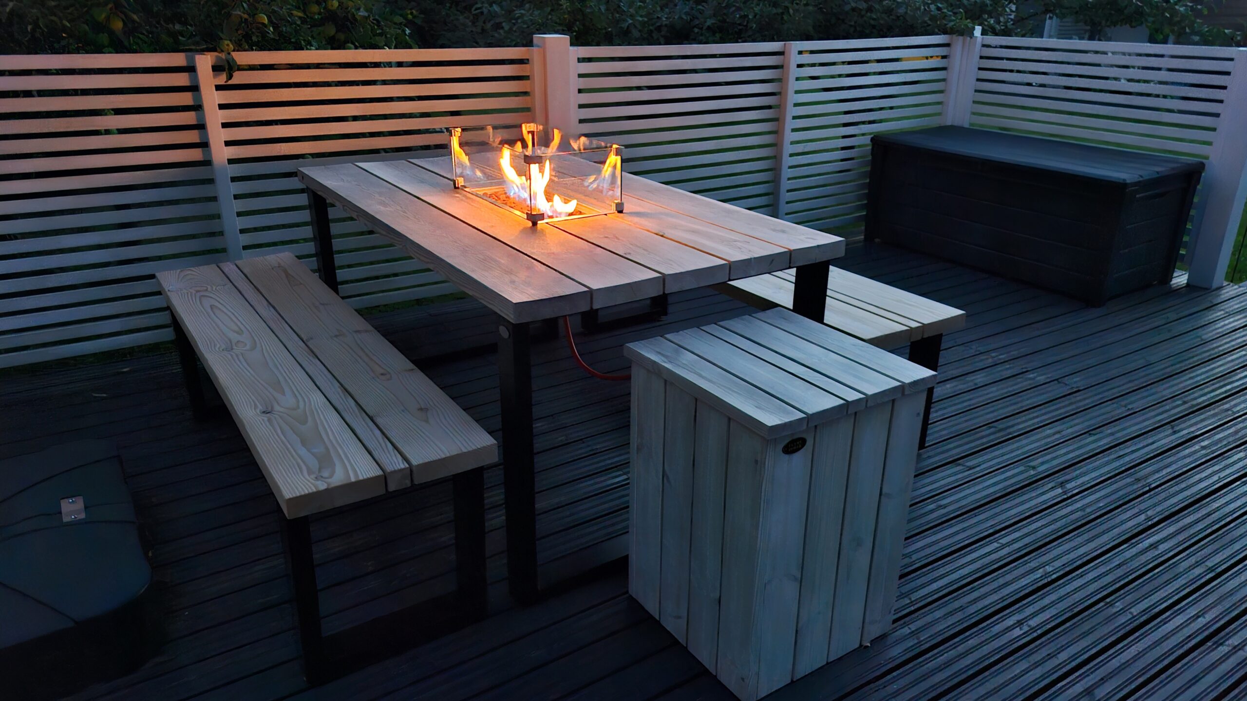 FlameTower® Liekkiruokapöytä Mänty 160 x 92 cm